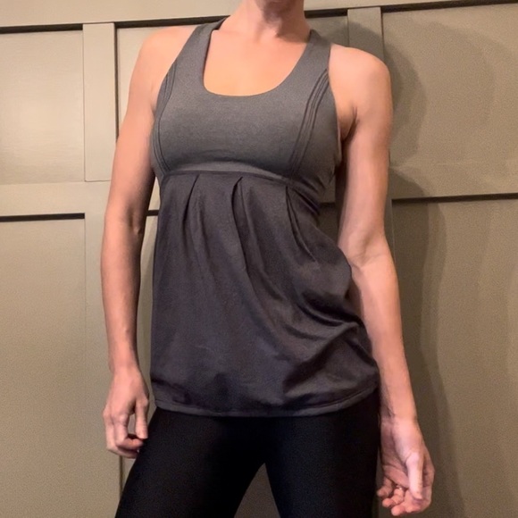LULULEMON Power Dance Tank Yoga Top Built in Bra Gray / Dark Gray Size 4 - Picture 12 of 12